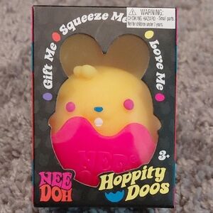Hoppity Doos Yellow & Pink Soft Squeeze Toy - NeeDoh